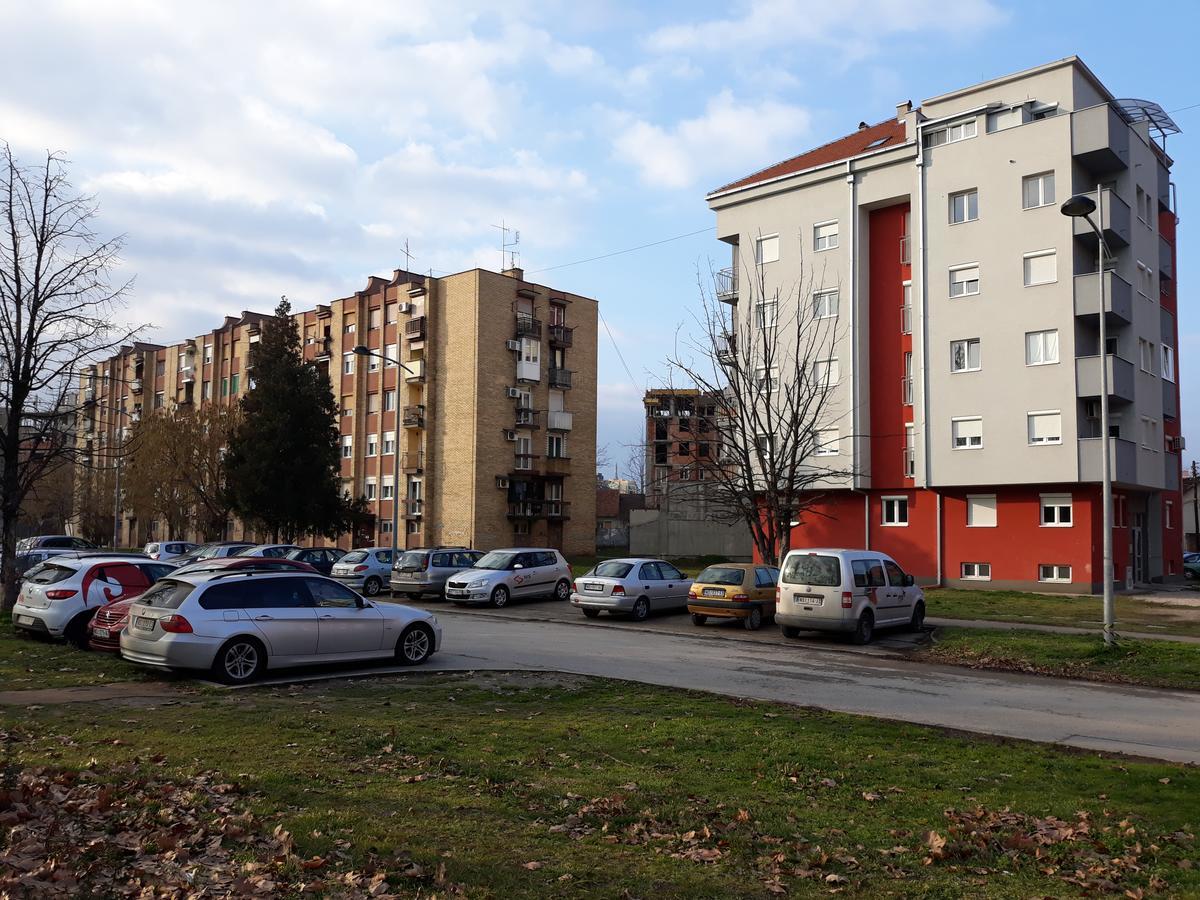 Apartment Azzuro Novi Sad Exterior foto